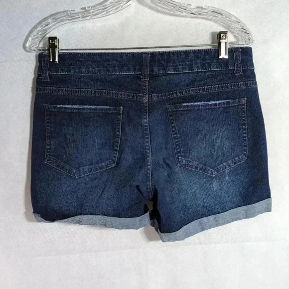 Short Blue Jean Shorts sz 6 with cuff Time and Tru - Picture 2 of 3